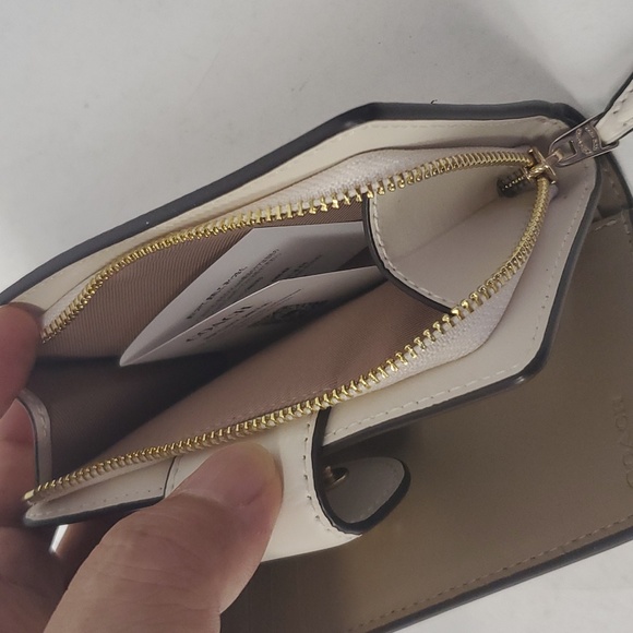 Coach CH480 Medium Corner Zip Wallet In Signature Canvas W/Nostalgic Ditsy Print - Picture 9 of 12